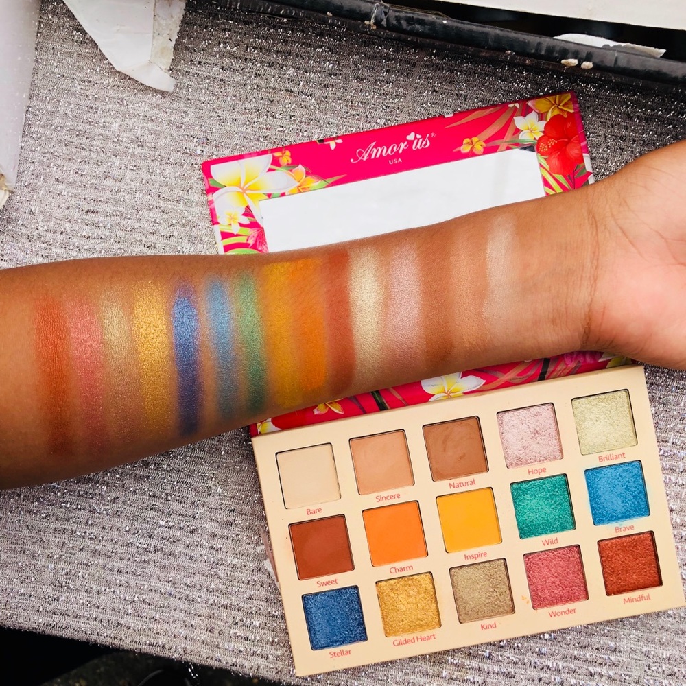 Shine bright Makeup eyeshadow palette